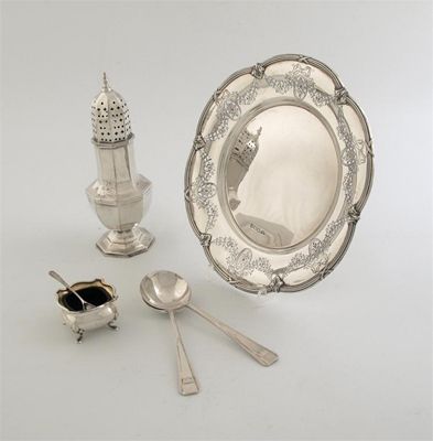 Appraisal: A quantity of modern silver a pedestal bon bon tazza