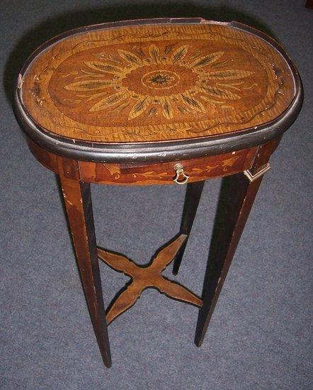 Appraisal: An early th Century Dutch walnut and marquetry urn stand