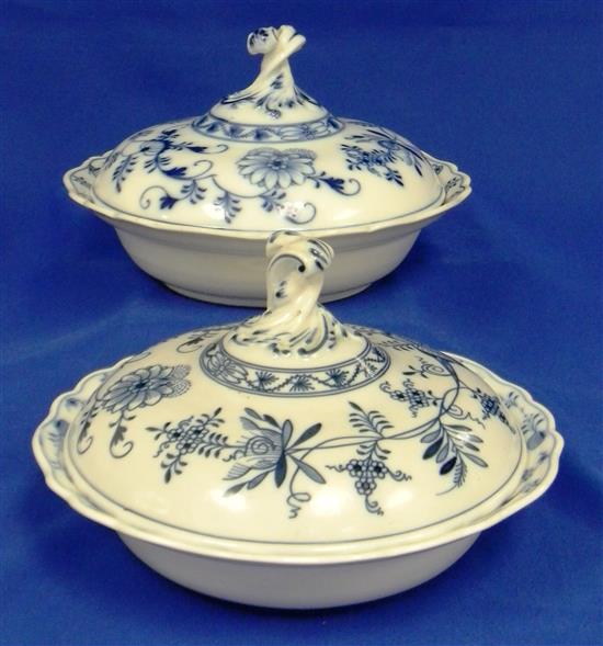 Appraisal: Pair th th C Meissen Blue Onion pattern covered vegetable