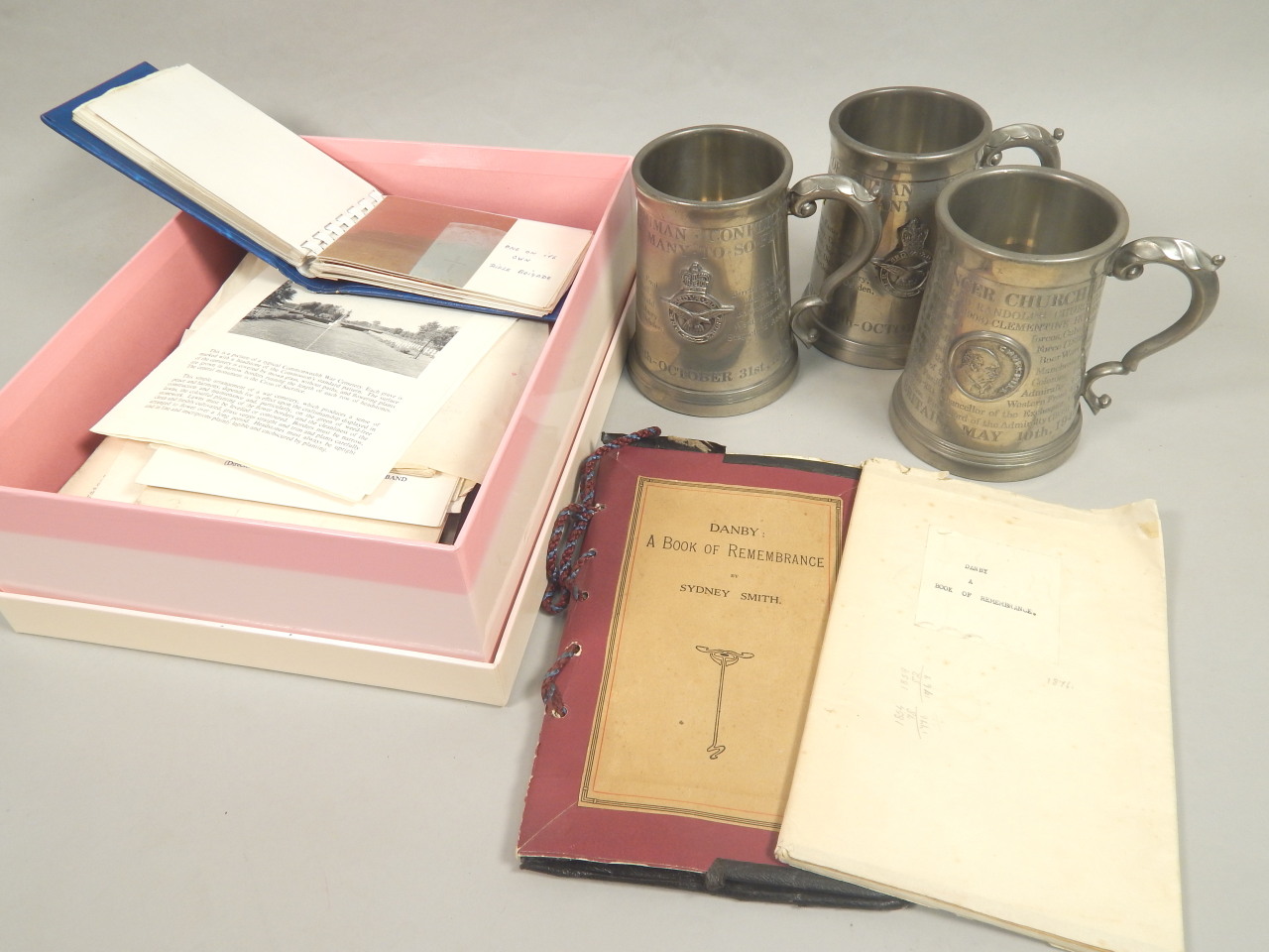 Appraisal: Various items of WWI memorabilia to include a book of