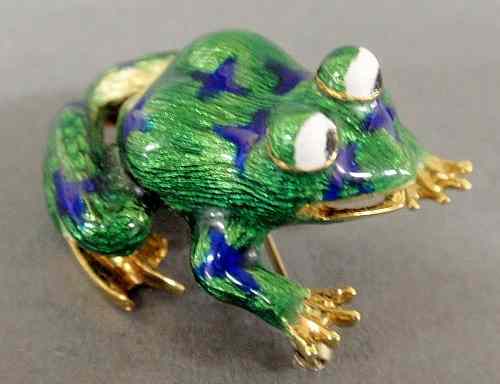 Appraisal: Frog brooch FJC k yg with green enameled body with