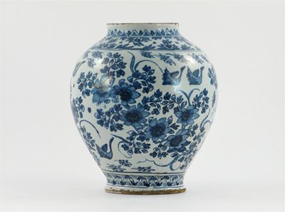 Appraisal: A Dutch Delft blue and white vase painted with flying