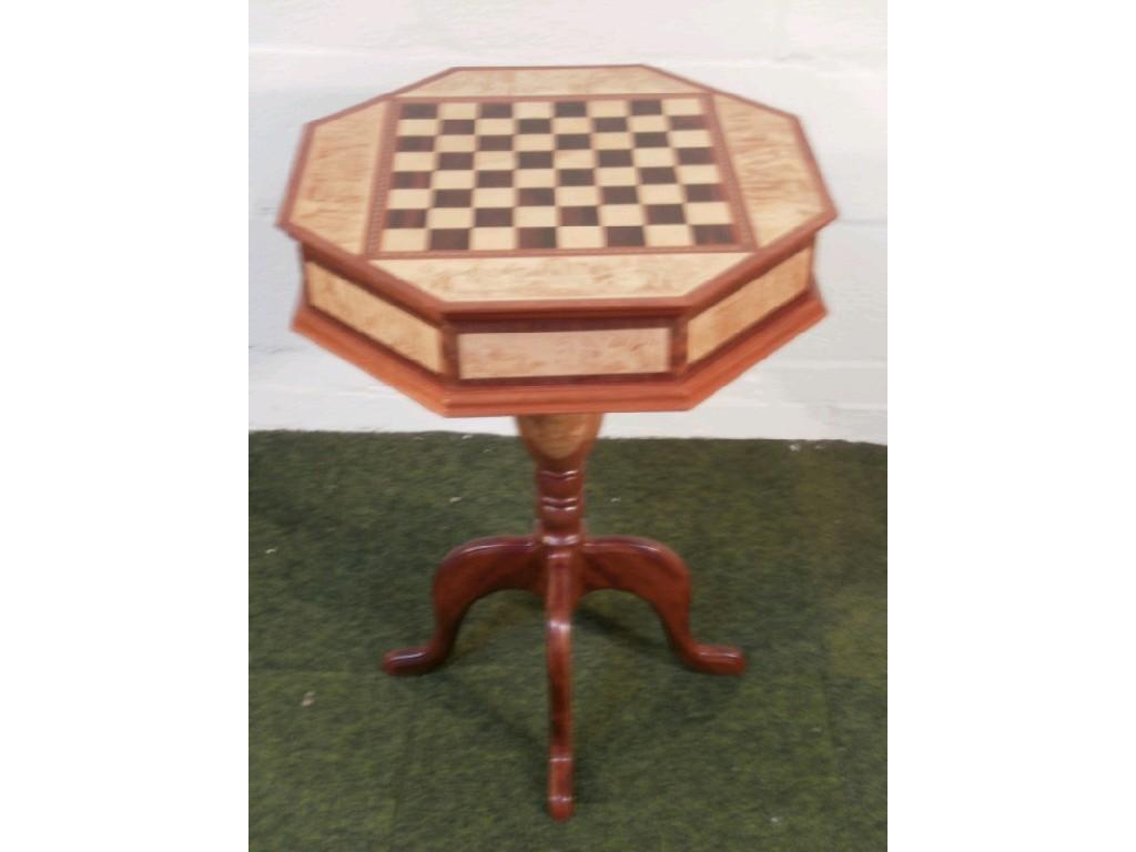 Appraisal: A modern chess table and 'Arturian' chessmen The table and