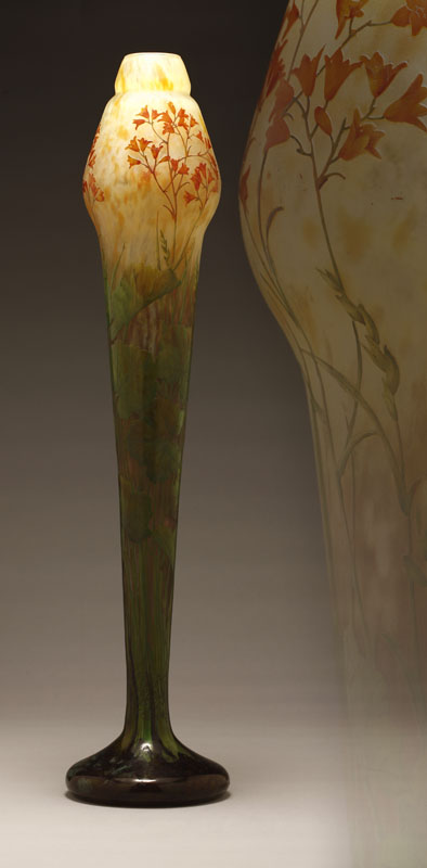 Appraisal: A tall Daum Nancy Lily cameo art glass vase A