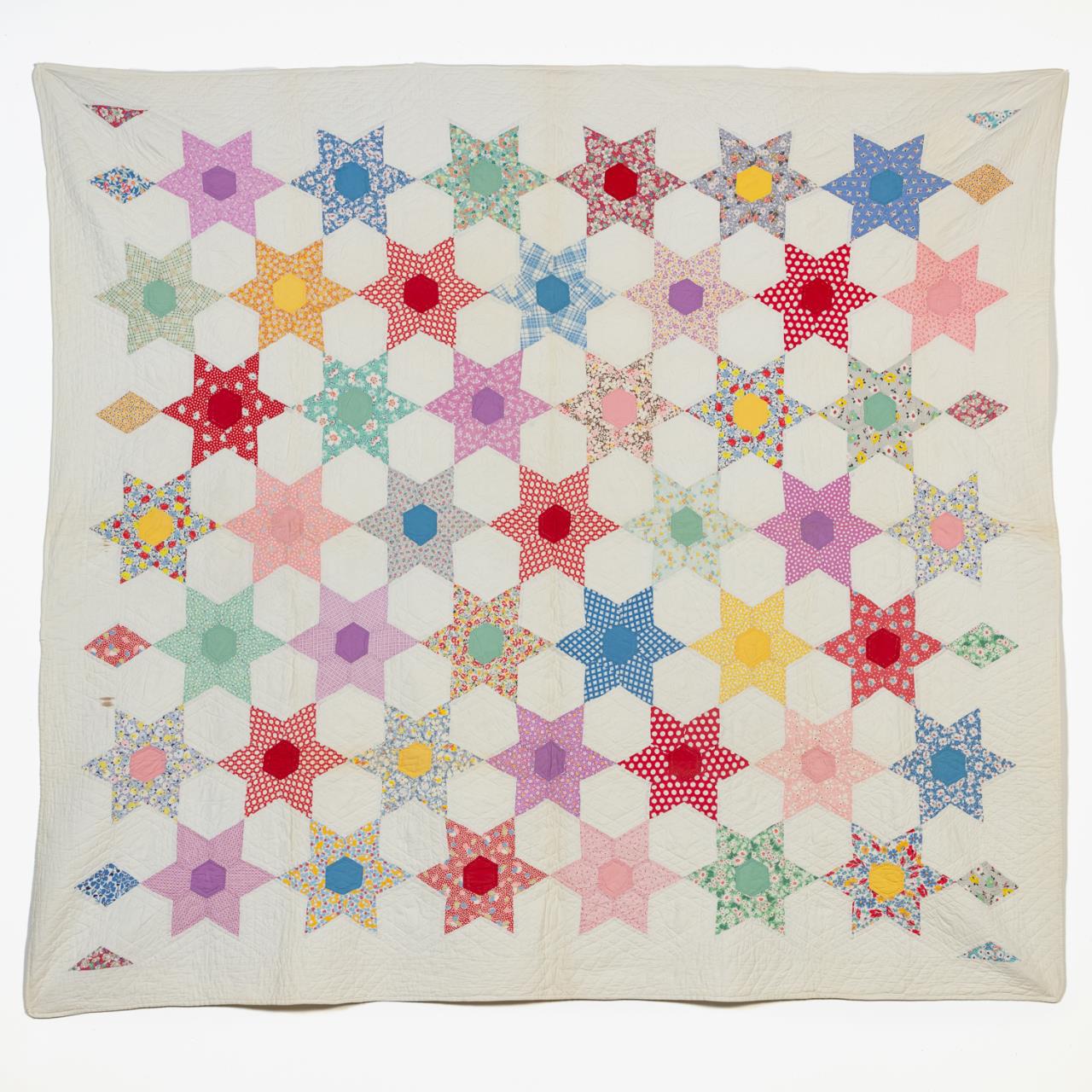 Appraisal: HAND QUILTED COTTON DOLLY MADISON'S STAR QUILT Hand knotted Spring