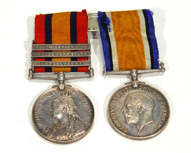 Appraisal: Military South Africa medal with South Africa bar Orange Free