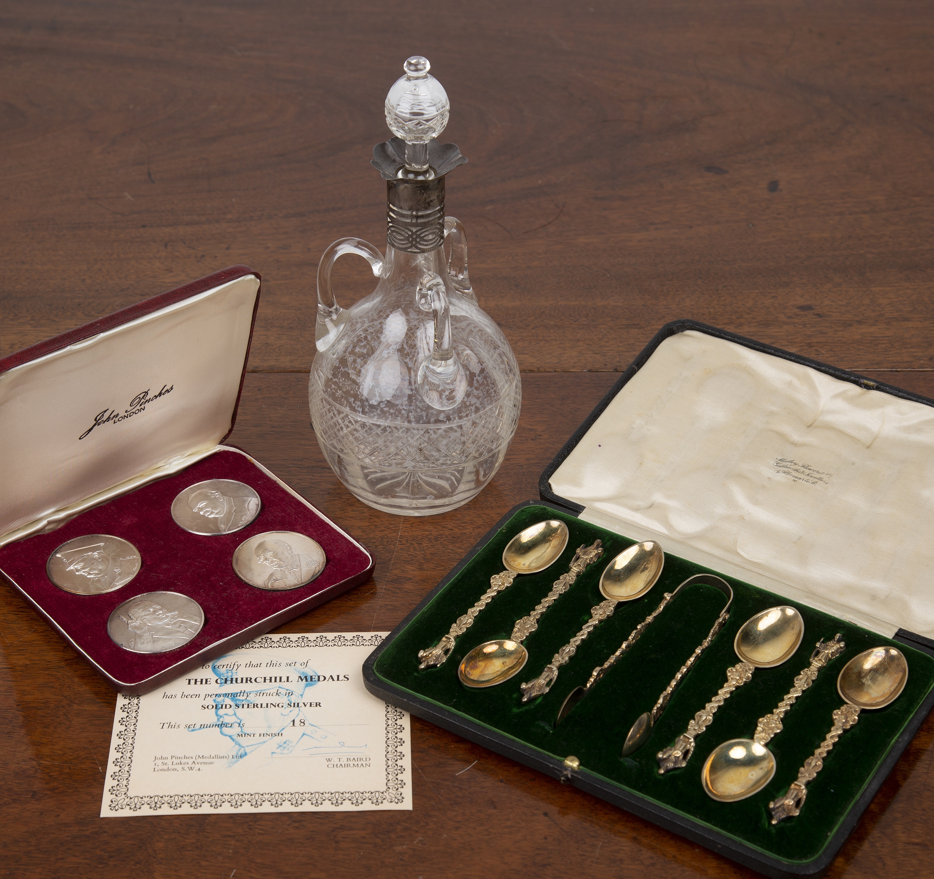 Appraisal: Collection of miscellaneous silver items comprising of a John Pinches