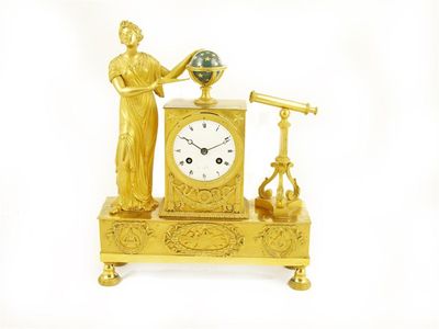 Appraisal: A th century French gilt brass mantel clock the eight