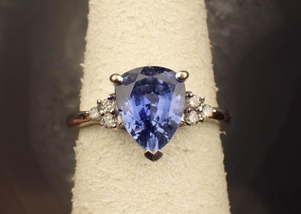 Appraisal: SAPPHIRE DIAMOND AND FOURTEEN KARAT GOLD RING The white gold