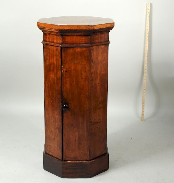 Appraisal: English Mahogany Octagonal Pot Stand W Cabinet English mahogany octagonal