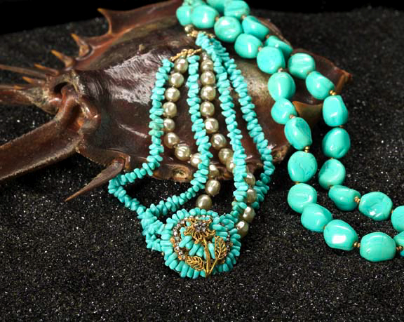 Appraisal: Miriam Haskell Faux Turquoise Necklace ca composed of a single