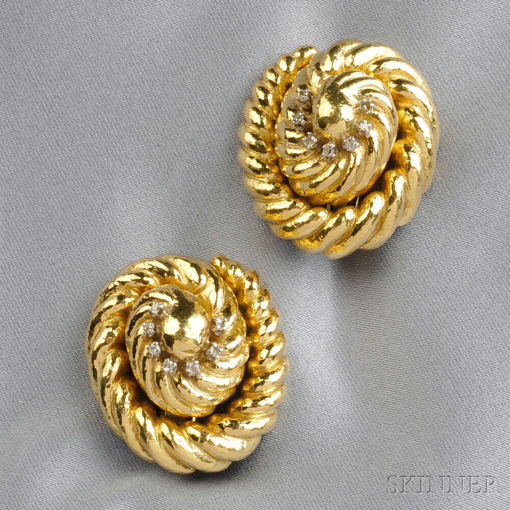 Appraisal: kt Gold and Diamond Earclips David Webb each spiral with