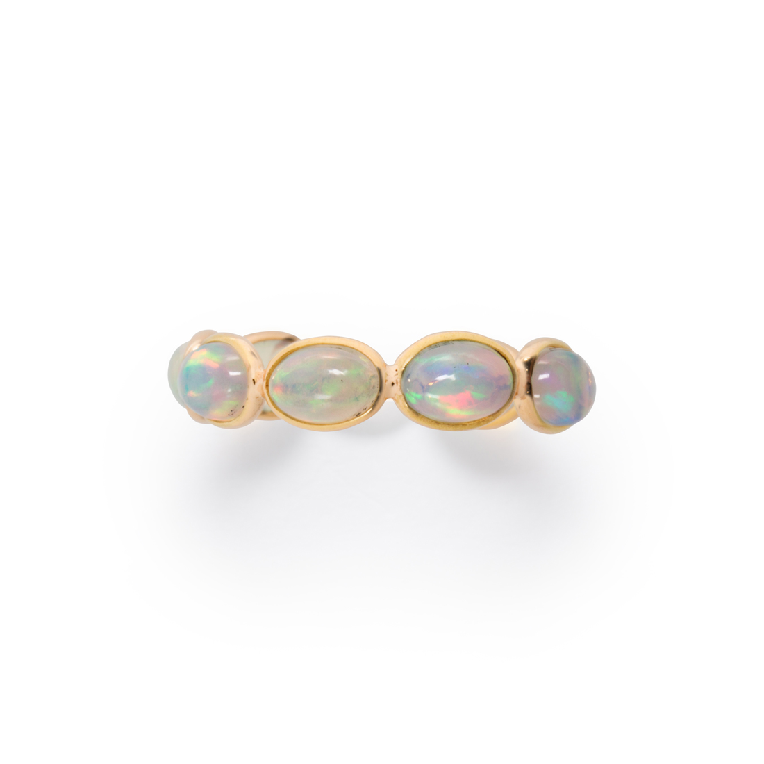 Appraisal: AN OPAL AND EIGHTEEN KARAT GOLD RING An opal and