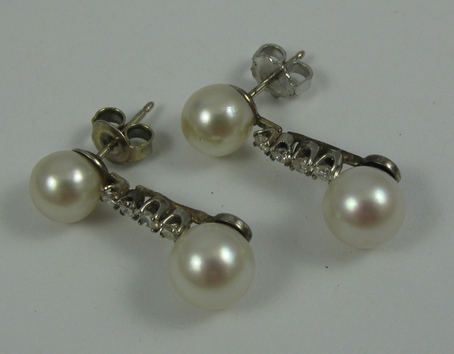 Appraisal: PAIR OF PEARL DIAMOND AND K WHITE GOLD EARRINGS each