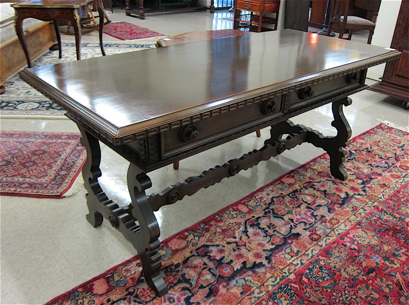 Appraisal: BAROQUE STYLE MAHOGANY LIBRARY TABLE Colonial Mfg Co est Grand