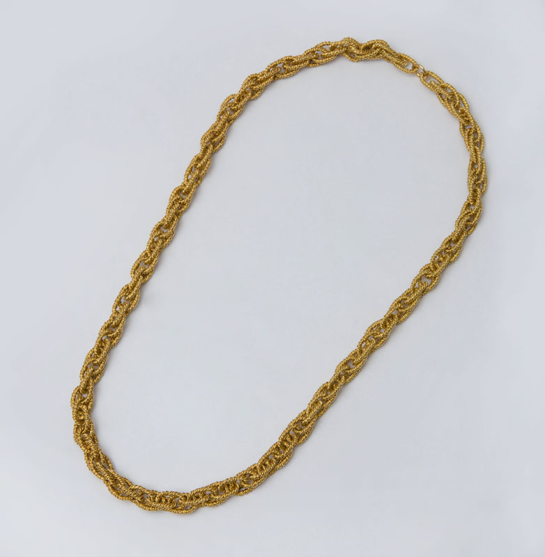 Appraisal: K GOLD TURNED TRIPLE-OVAL LINK ROPE NECKLACE AND MATCHING K