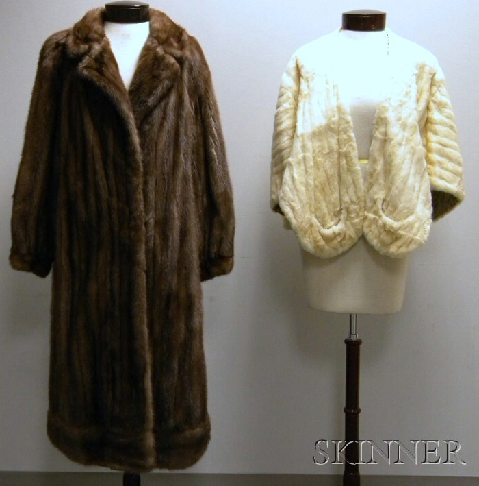 Appraisal: Two Mink Fur Items a white mink stole Saks Fifth