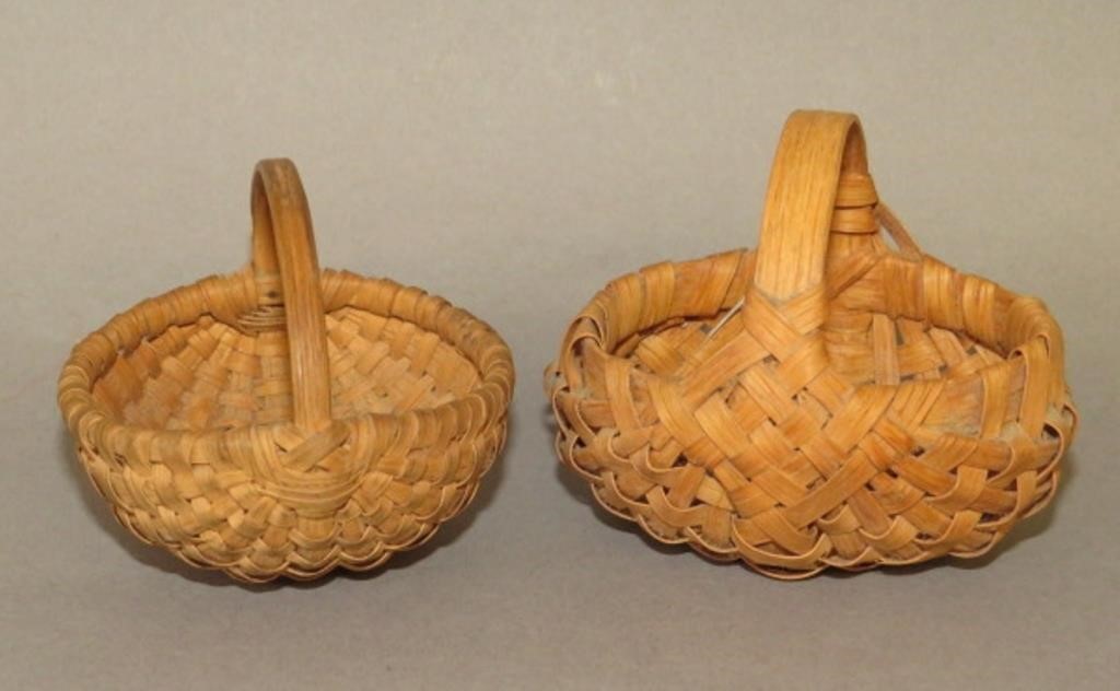 Appraisal: MINIATURE OAK SPLINT HANDLED BASKETSca - older oak splint melon