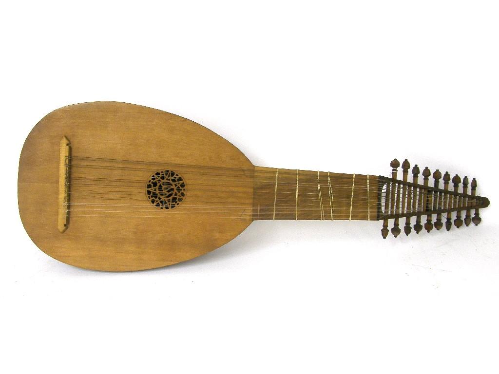 Appraisal: Mid th century English Renaissance lute labelled Alec Hodson Maker