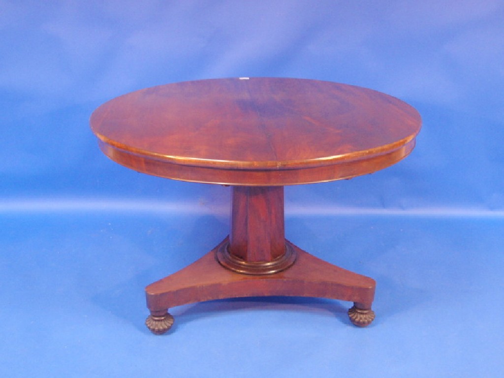 Appraisal: A late Georgian figured mahogany breakfast table the circular tilting