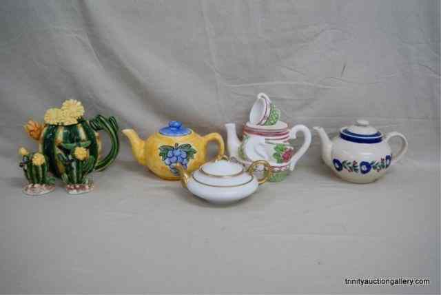 Appraisal: Misc Modern Era Tea Pot CollectiblesAll modern era china ceramic