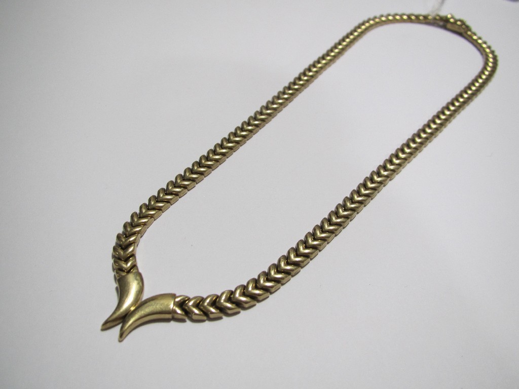 Appraisal: ct gold fancy V shaped link necklace gms