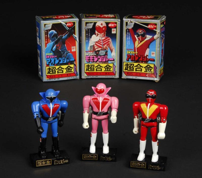 Appraisal: Lot of Goranger Chogokin toys Description Japanese Made by Popy