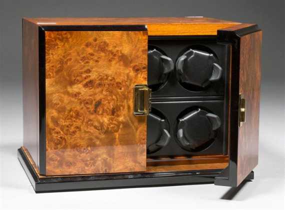 Appraisal: WATCH WINDER IN WOOD SCATOLA DEL TEMPO Elegant rectangular maple