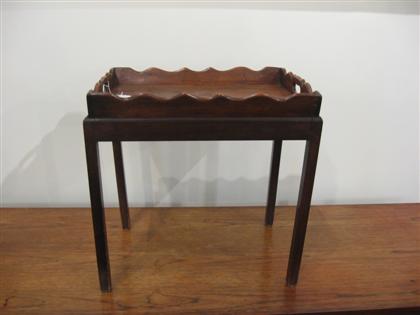 Appraisal: English mahogany butler's tray Early th century Rectangular shape with