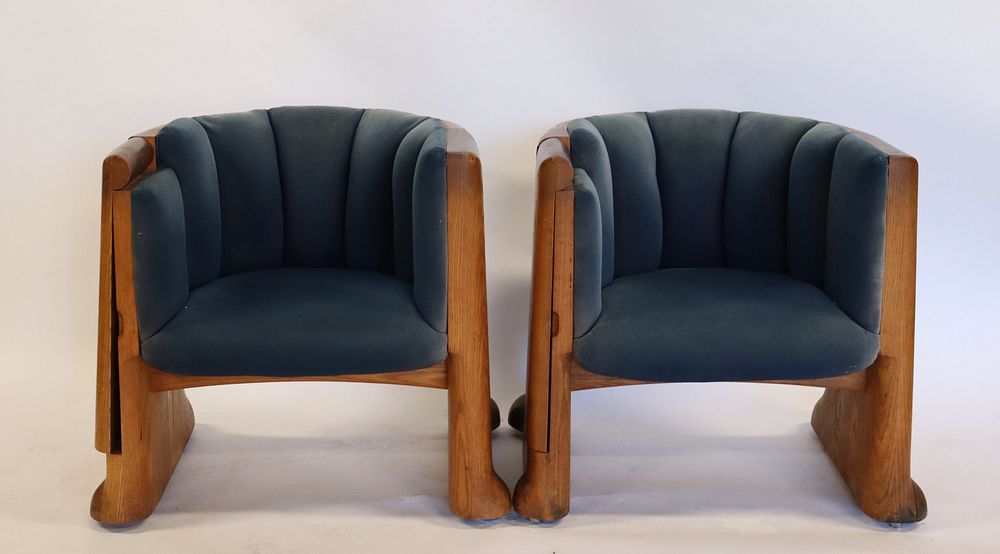 Appraisal: Wendell Castle USA - Pair Of Gannett Boardroom Chairs This