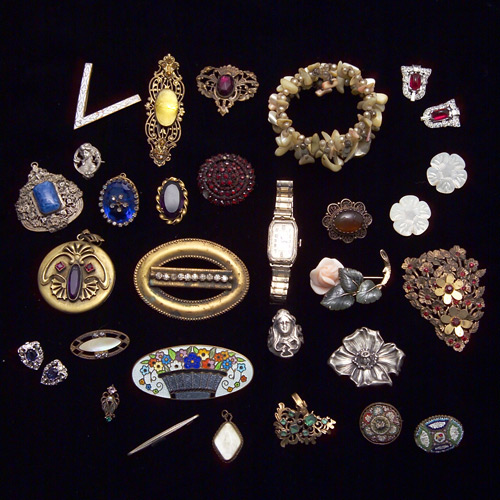 Appraisal: A group of old jewelry mostly sterling some gold some