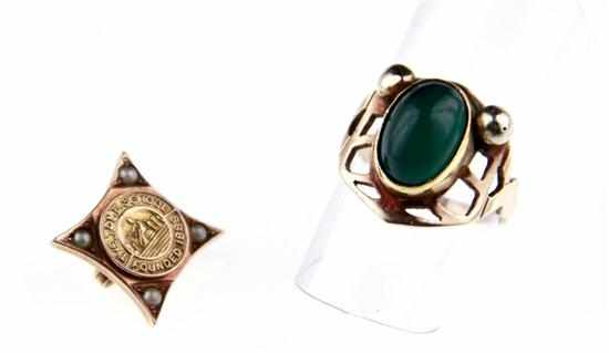 Appraisal: Gem-set gold ring and Tome School lapel pin designed by