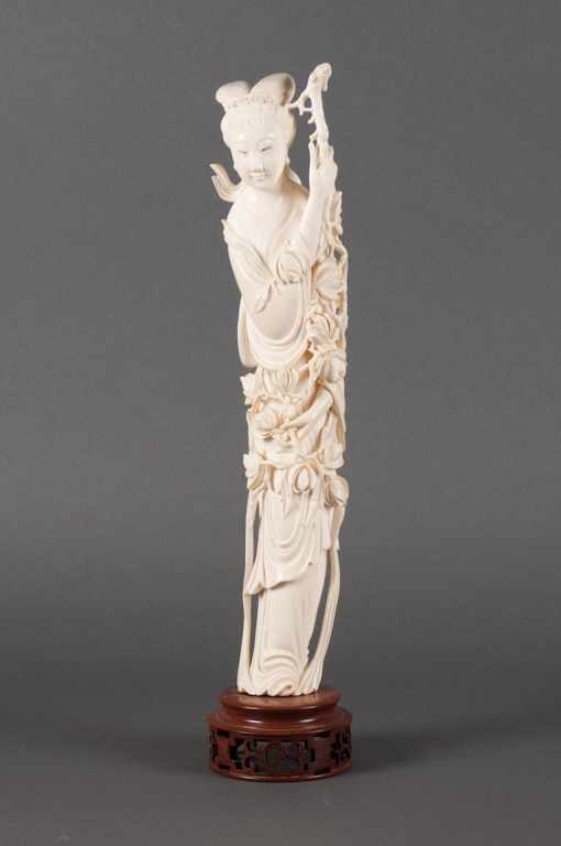 Appraisal: Chinese carved ivory figure of Quan-Yin th century mounted on