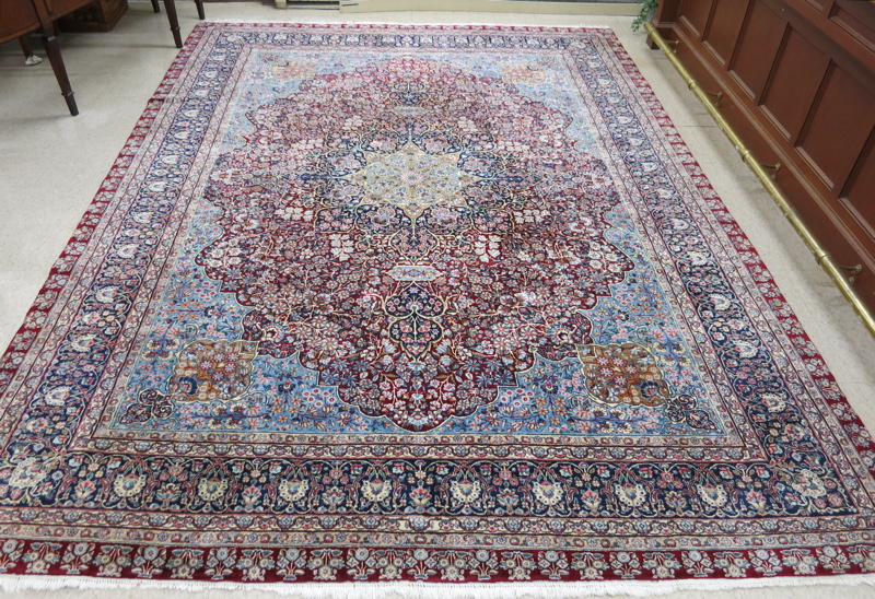 Appraisal: SEMI-ANTIQUE PERSIAN KERMAN CARPET Kerman Province southeastern Iran hand knotted