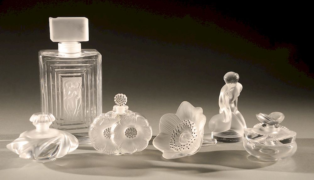 Appraisal: Group of six pieces of Lalique France frosted glass flower