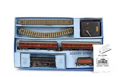 Appraisal: Hornby Dublo -rail EDP Canadian Pacific Passenger Train Set consisting