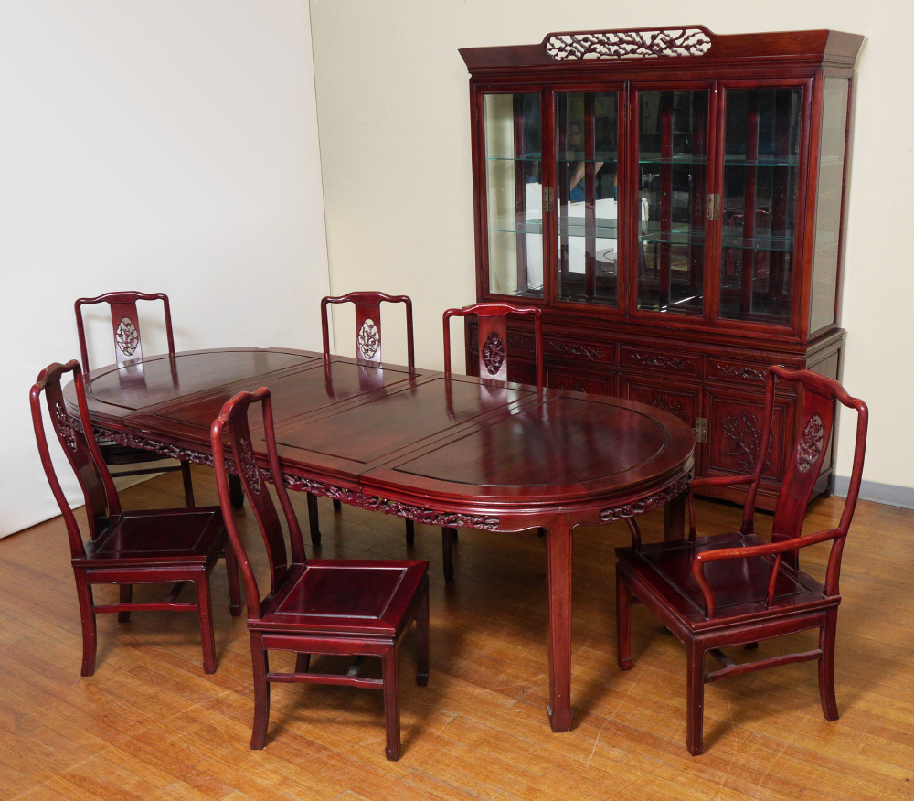 Appraisal: CARVED CHINESE STYLE DINING SET pieces total to include Oval