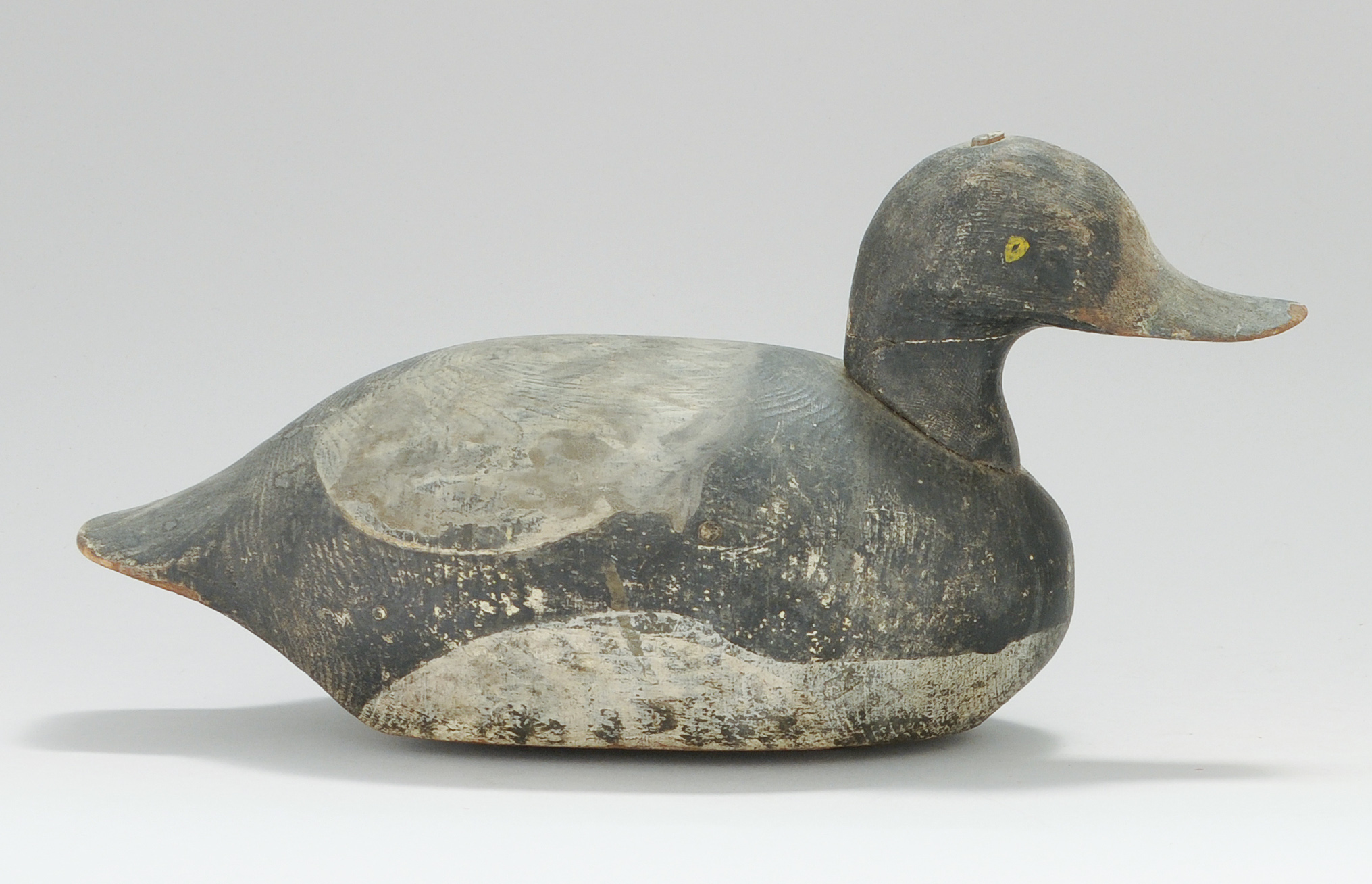 Appraisal: BLUEBILL DRAKE DECOY Early th CenturyBy Sonny Norton of Martha's