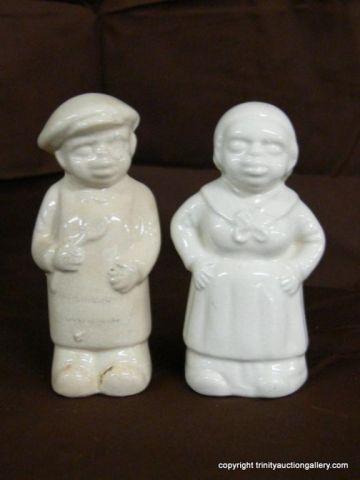 Appraisal: Uncle Mose Aunt Jemima Salt Pepper Set - plain unpainted