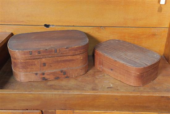 Appraisal: TWO BENTWOOD BOXES Oval boxes with lapped seams One with