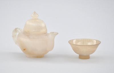 Appraisal: An Agate Miniature Wine Pot and Cup ca th Century