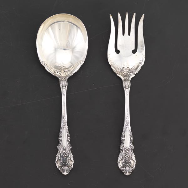 Appraisal: WALLACE SALAD SERVING SET SIR CHRISTOPHER PATTERN long each Sir