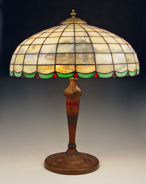 Appraisal: LAMB BROS VINTAGE LEADED GLASS TABLE LAMP Vintage early th