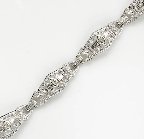 Appraisal: A diamond and fourteen karat white gold bracelet estimated total