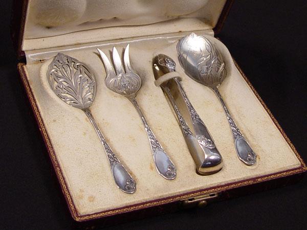 Appraisal: FRENCH PUIFORCAT ART NOUVEAU STERLING SET IN BOX Early th