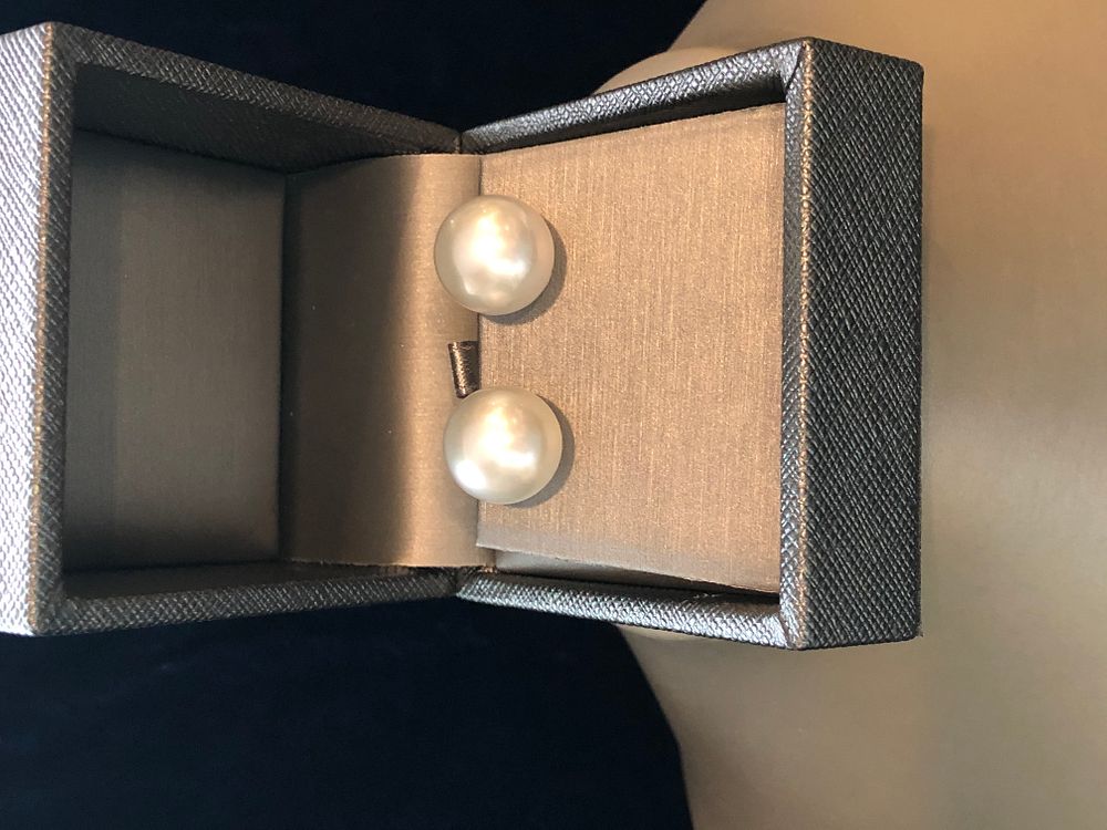 Appraisal: Fine mm White South Sea Pearl Earrings Fine mm White