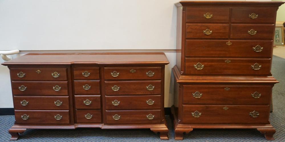 Appraisal: FOUR-PIECE JAMESTOWN STERLING MAHOGANY BEDROOM SET CHEST WITH DRAWERS X