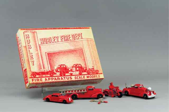 Appraisal: HUBLEY NO FIRE APPARATUS SET Consists of a die-cast Chief's