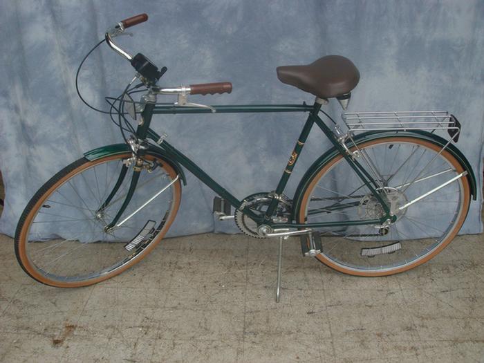 Appraisal: Late 's Sears Roebuck Co British Green Bicycle Estimate -