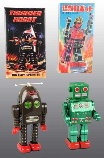 Appraisal: Lot of Contemporary Robot Battery-Op Toys Description Working Includes one